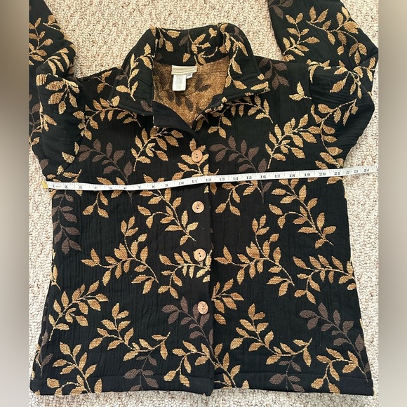 Coldwater Elegant Black Jacket Black with Gold Leaf Pattern size Petite Medium - Picture 9 of 9